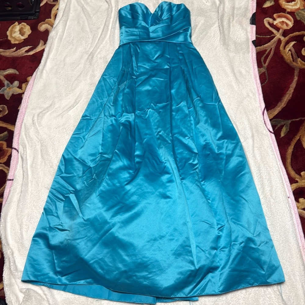 David’s Bridal Bridesmaids / Prom Gown! SIZE 4